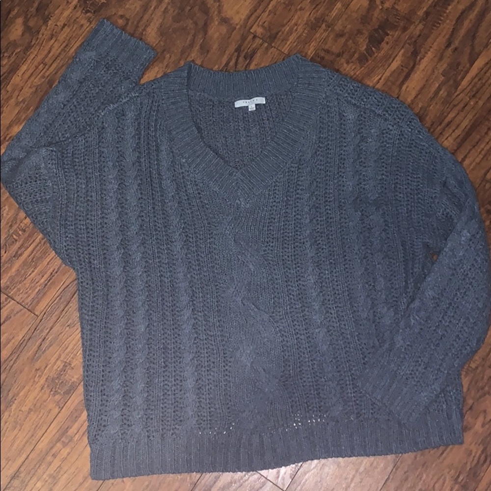 NEW Knit sweater
